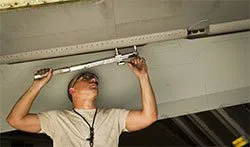Los Angeles Garage Doors Store Los Angeles, CA 323-601-8925 Los Angeles Garage Doors Store Los Angeles, CA 323-601-8925 - garage-door-maintainence-side